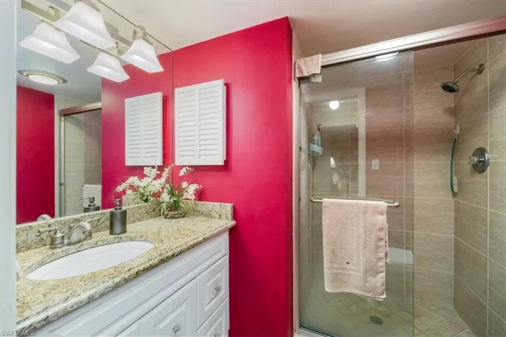 788  Park Shore  DR, Naples, FL 34103