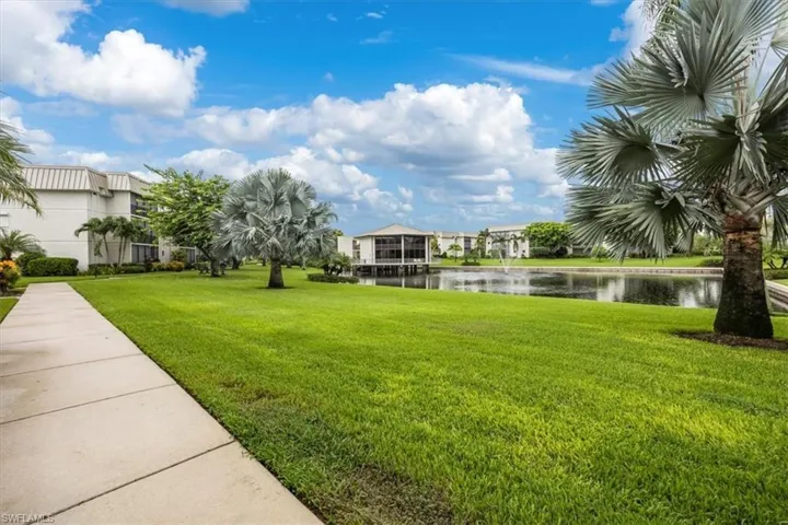 788  Park Shore  DR, Naples, FL 34103