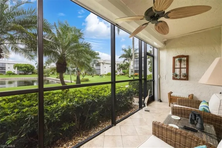 788  Park Shore  DR, Naples, FL 34103