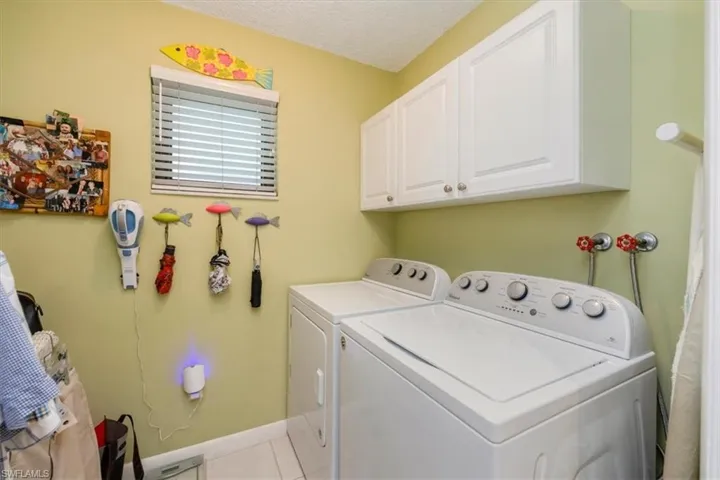 788  Park Shore  DR, Naples, FL 34103