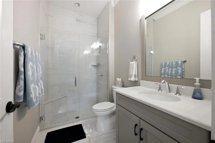 8986 Redonda Dr, Naples, Florida 34114