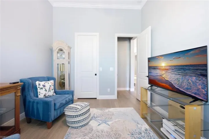 8986 Redonda Dr, Naples, Florida 34114