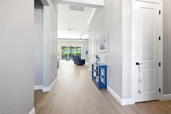 8986 Redonda Dr, Naples, Florida 34114