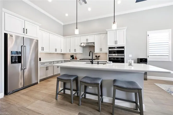 8986 Redonda Dr, Naples, Florida 34114