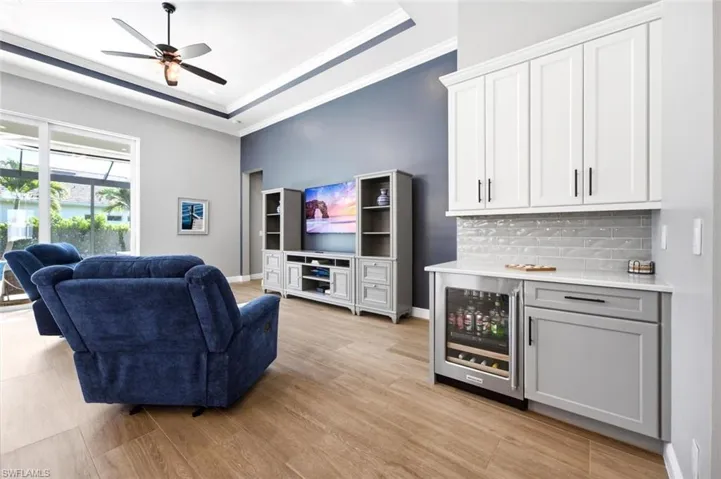 8986 Redonda Dr, Naples, Florida 34114