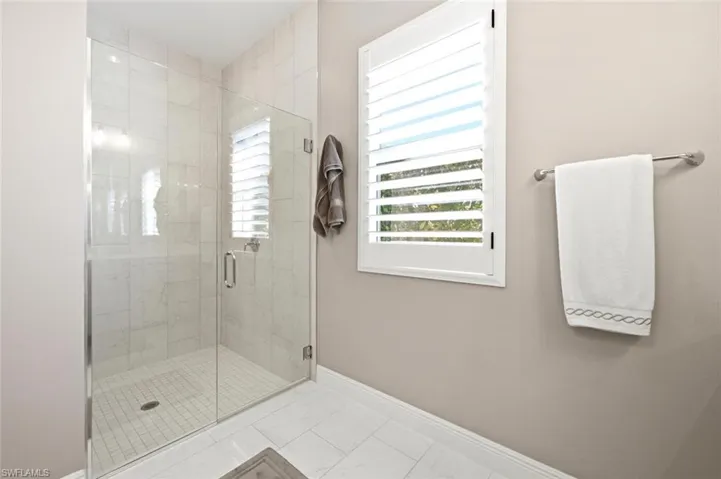 8986 Redonda Dr, Naples, Florida 34114