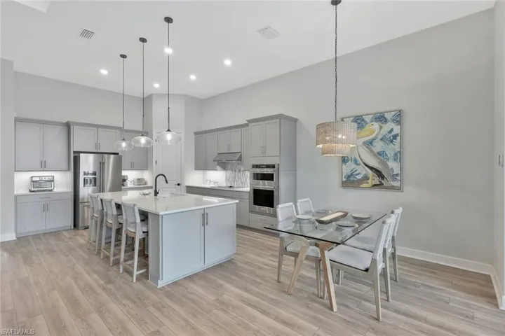 17673  Kinzie  LN, Estero, FL 33928