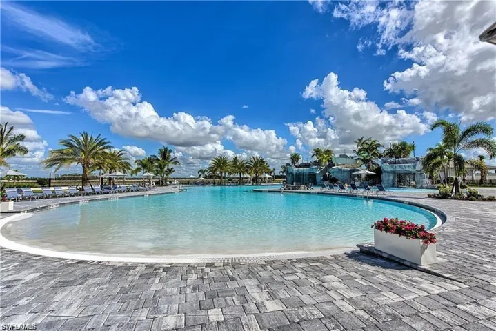 17673  Kinzie  LN, Estero, FL 33928