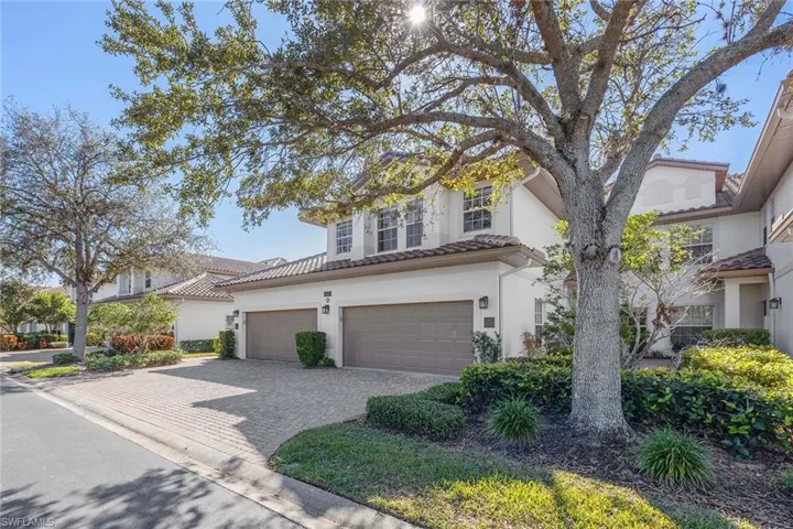8157  Saratoga  DR, Naples, FL 34113