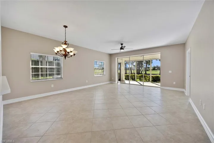 8157  Saratoga  DR, Naples, FL 34113