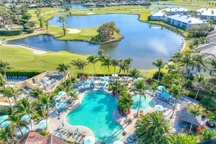 8157  Saratoga  DR, Naples, FL 34113