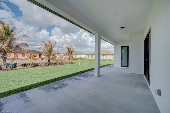 View of patio / terrace featuring a residential view