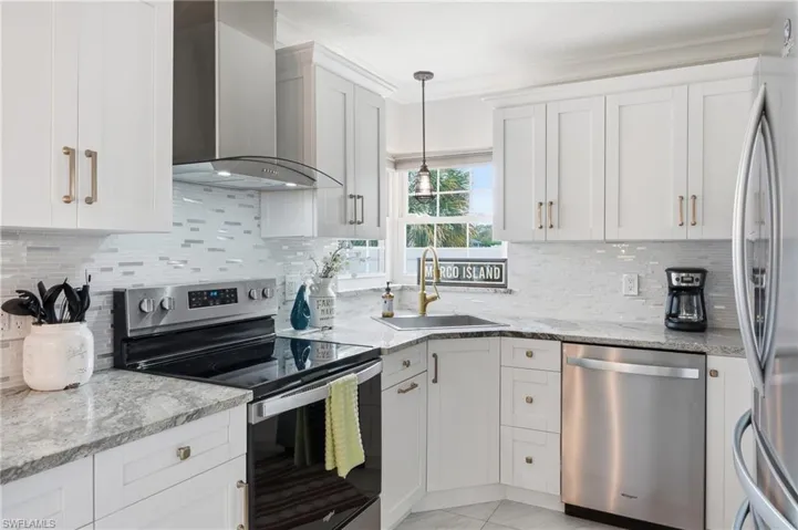 813 Barfield Dr, Marco Island, Florida 34145
