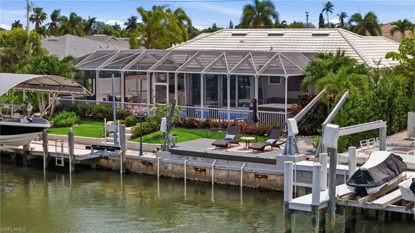 813 Barfield Dr, Marco Island, Florida 34145