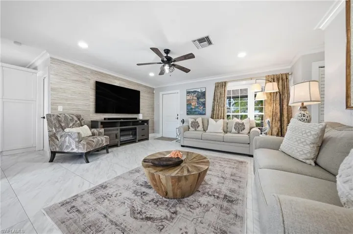 813 Barfield Dr, Marco Island, Florida 34145