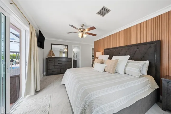 813 Barfield Dr, Marco Island, Florida 34145