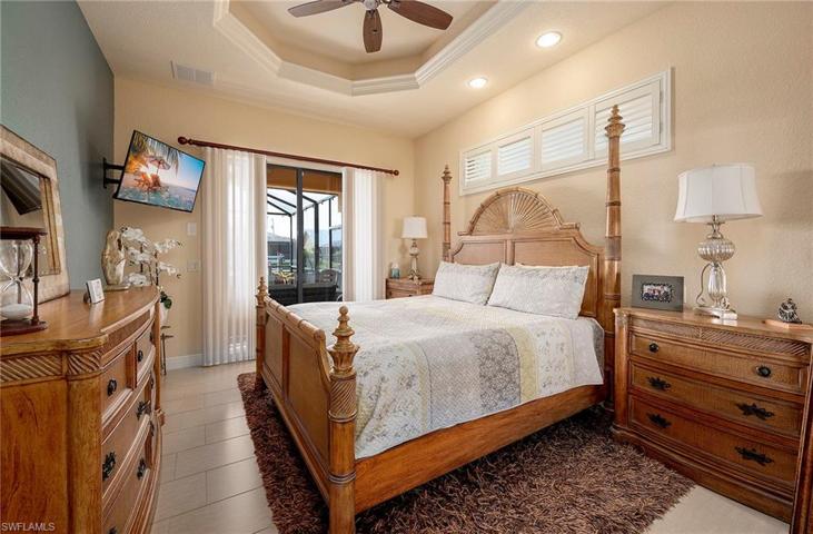 2108 SW 38th TER, CAPE CORAL FL 33914