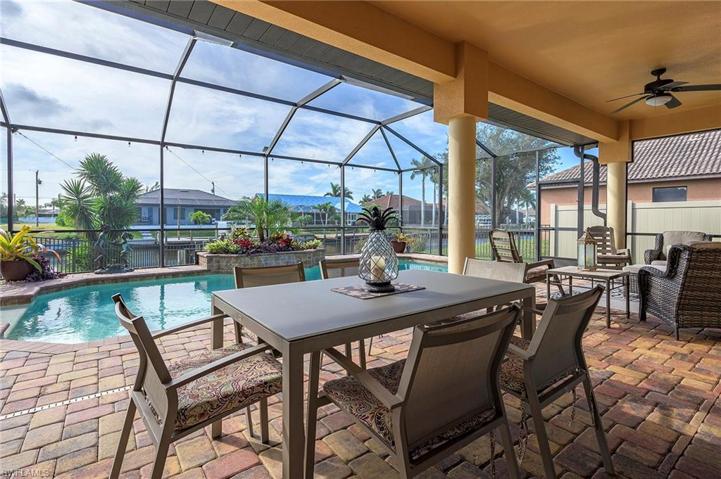2108 SW 38th TER, CAPE CORAL FL 33914