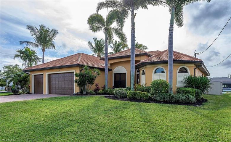 2108 SW 38th TER, CAPE CORAL FL 33914