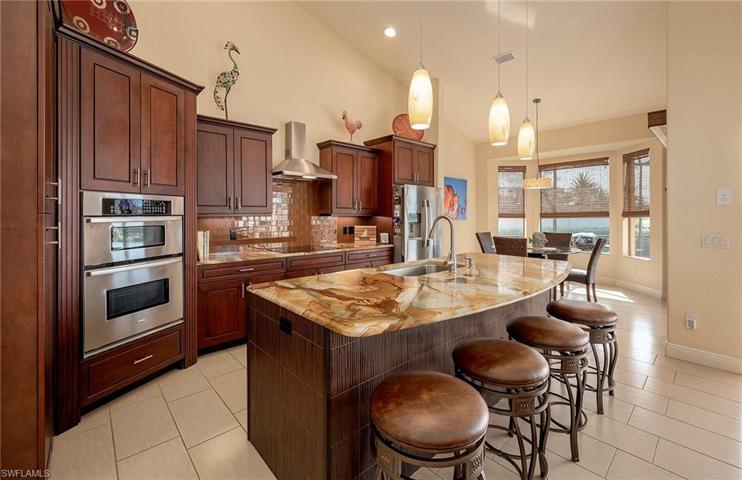 2108 SW 38th TER, CAPE CORAL FL 33914