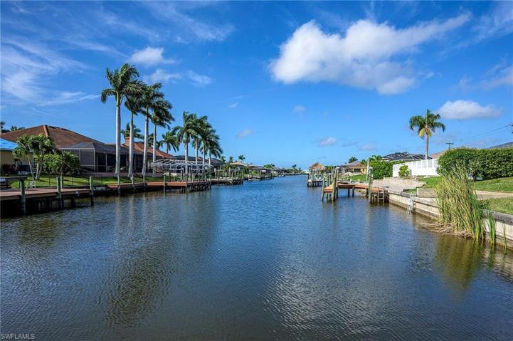 2108 SW 38th TER, CAPE CORAL FL 33914