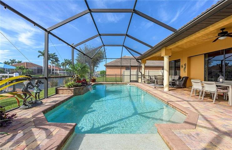 2108 SW 38th TER, CAPE CORAL FL 33914