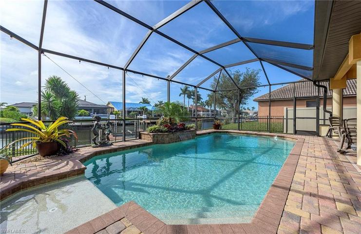 2108 SW 38th TER, CAPE CORAL FL 33914