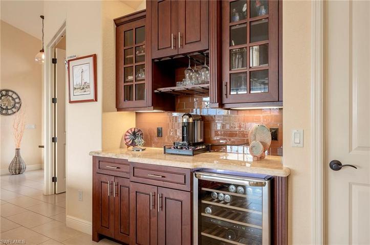 2108 SW 38th TER, CAPE CORAL FL 33914