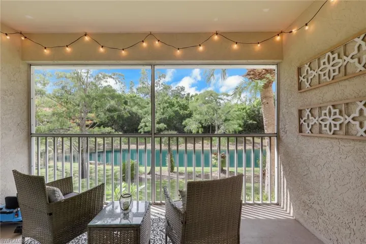 241  Robin Hood  CIR, Naples, FL 34104