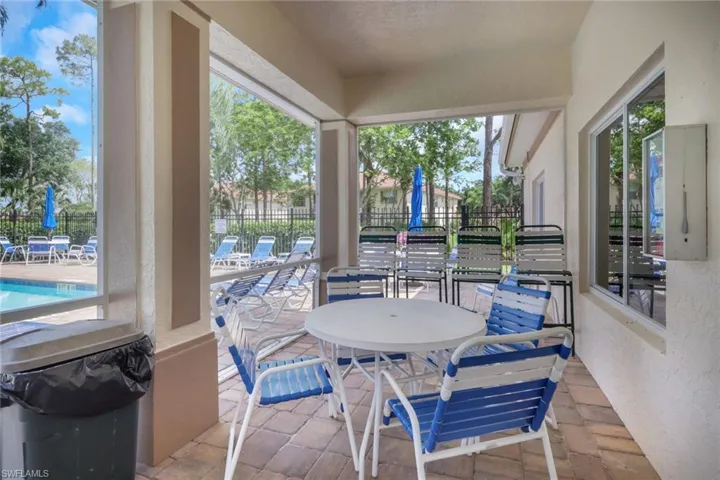 241  Robin Hood  CIR, Naples, FL 34104