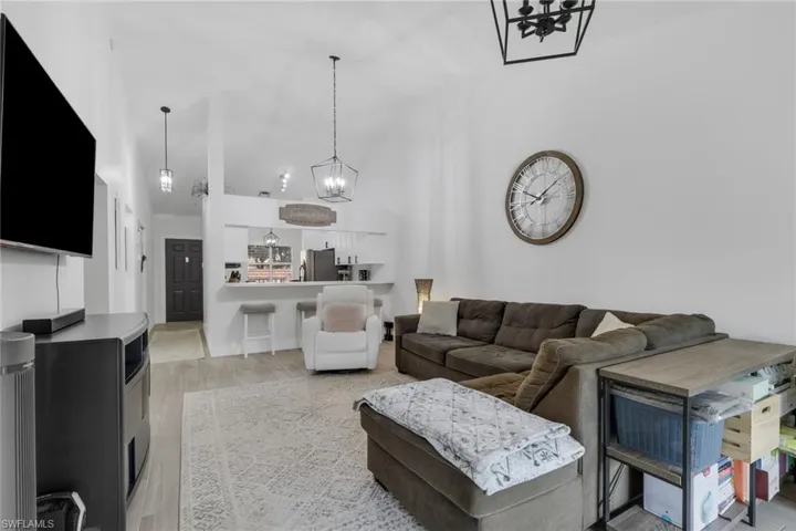 241  Robin Hood  CIR, Naples, FL 34104