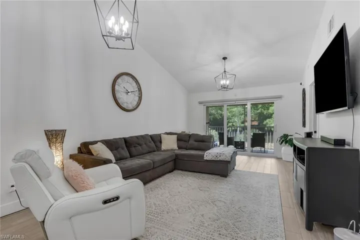 241  Robin Hood  CIR, Naples, FL 34104