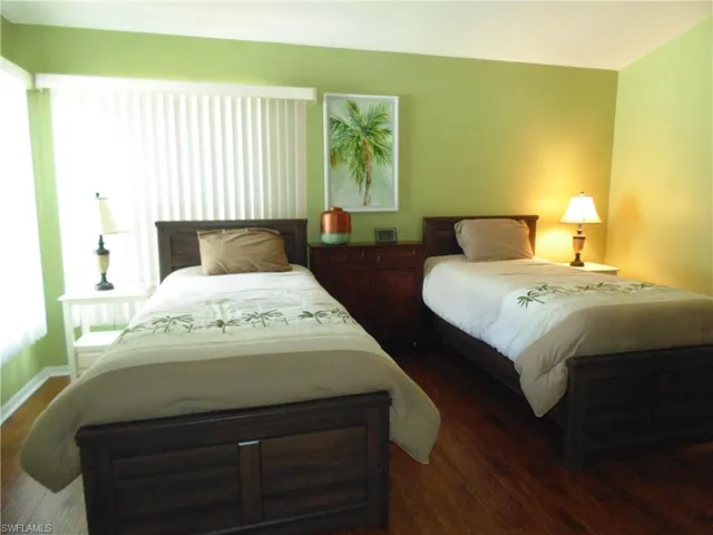 Guest bedroom