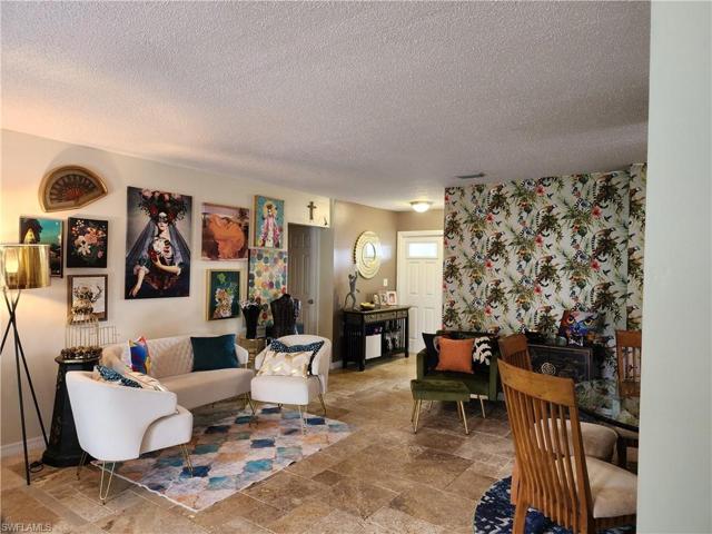 1843 Coral Point DR, CAPE CORAL FL 33990