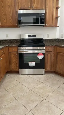 9811  Bodego  WAY, Fort Myers, FL 33908