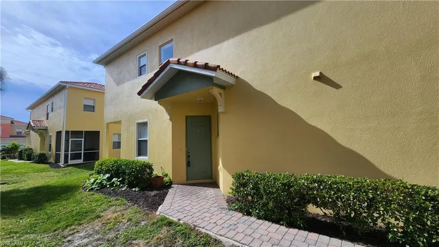 9811  Bodego  WAY, Fort Myers, FL 33908