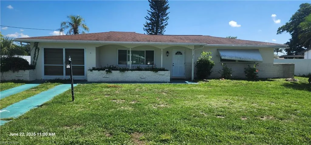 1005 E Jasmine Rd, Lehigh Acres, Florida 33936