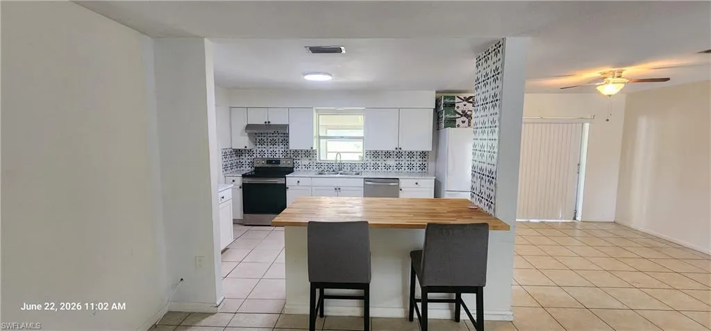 1005 E Jasmine Rd, Lehigh Acres, Florida 33936