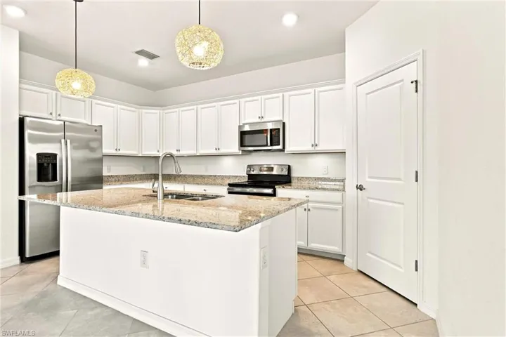 Open Kitchen