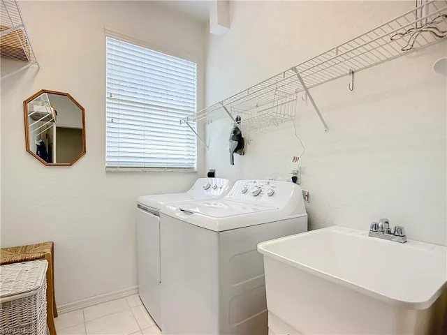 20785  Athenian  LN, North Fort Myers, FL 33917