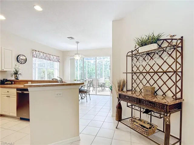 20785  Athenian  LN, North Fort Myers, FL 33917