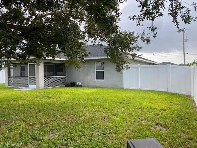 3717 Ne 13th Ave, Cape Coral, Florida 33909