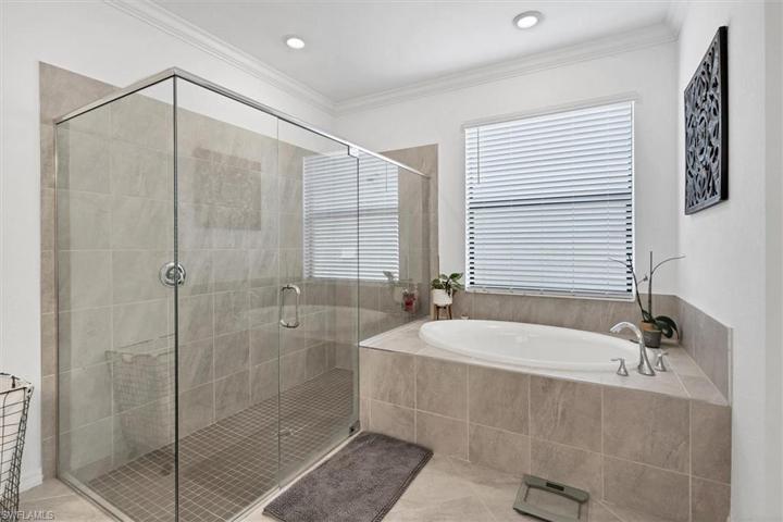 14562 Cantabria DR, FORT MYERS FL 33905