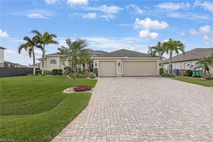PAVER DRIVEWAY