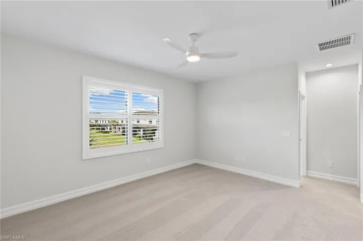 7469  Rockefeller  DR, Naples, FL 34119