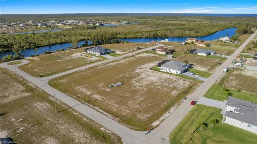 4111 Nw 19th Ter, Cape Coral Fl 33993