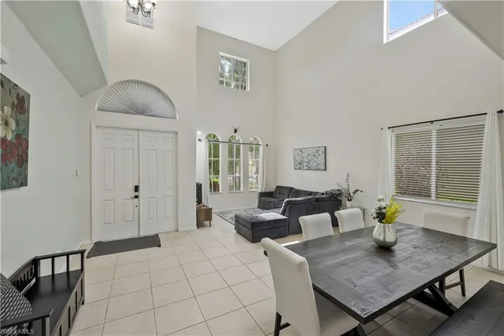 15370 Laguna Hills Dr, Fort Myers, Florida 33908