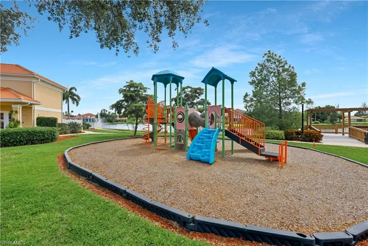 15370 Laguna Hills Dr, Fort Myers, Florida 33908