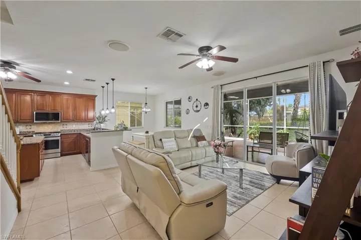 15370 Laguna Hills Dr, Fort Myers, Florida 33908