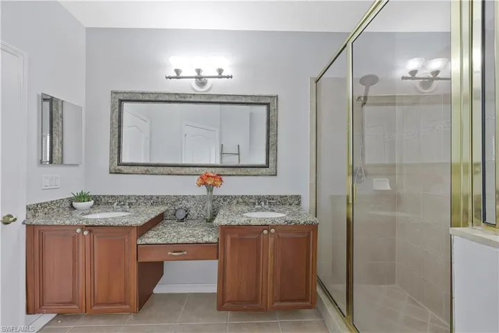 15370 Laguna Hills Dr, Fort Myers, Florida 33908